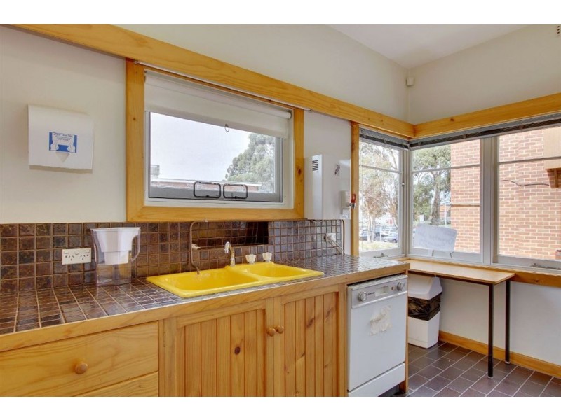 4 Grace Street, Sandy Bay TAS 7005