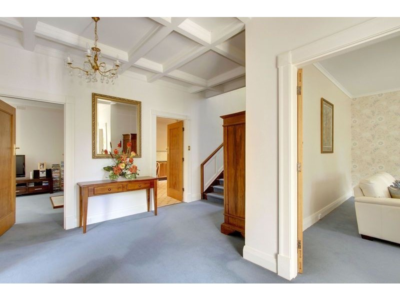 4 Earl Street, Sandy Bay TAS 7005