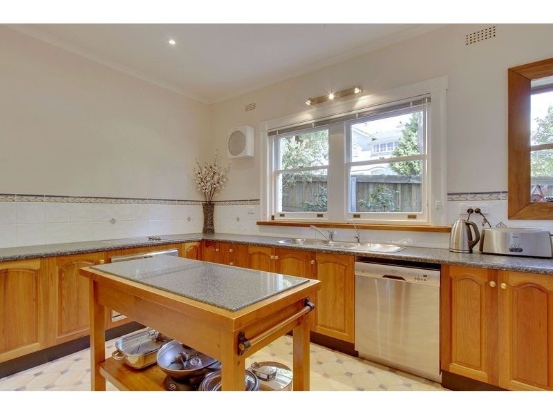 4 Earl Street, Sandy Bay TAS 7005