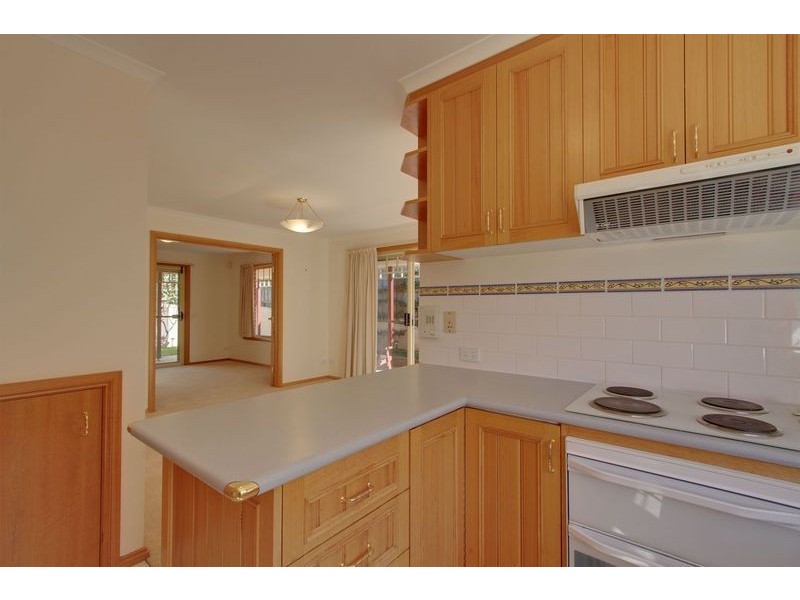 2/9 Rose Court, Sandy Bay TAS 7005