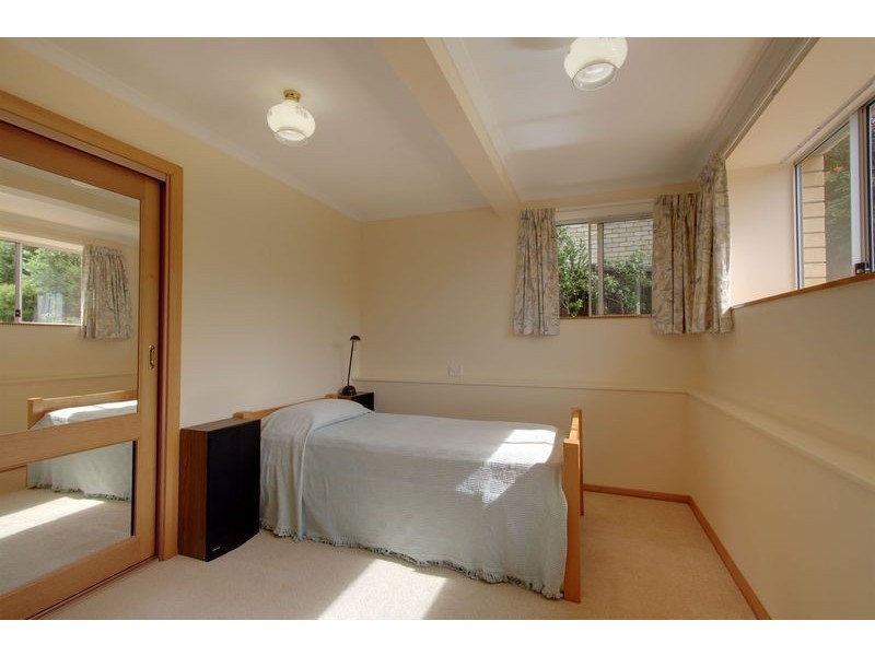 15 Aldinga Street, Blackmans Bay TAS 7052