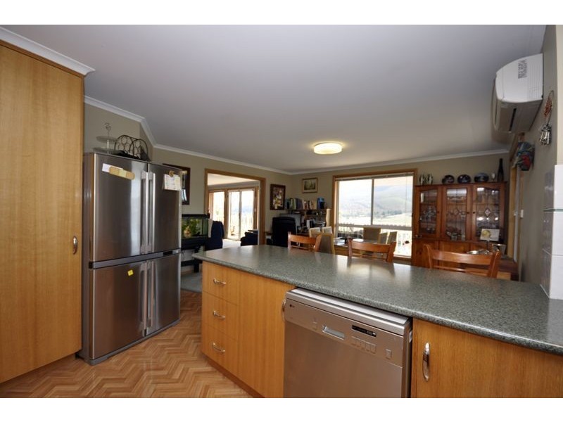 New Norfolk TAS 7140