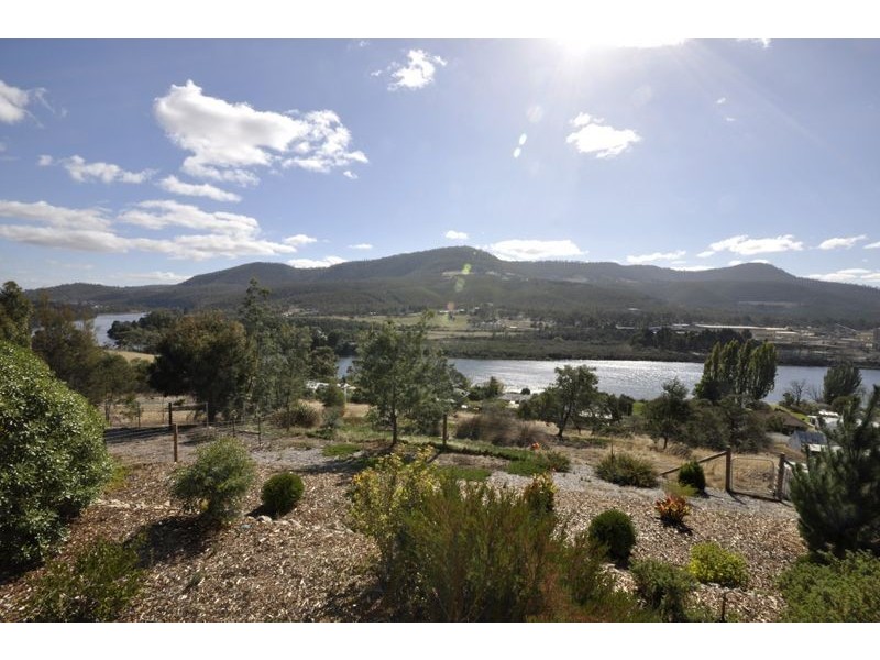 New Norfolk TAS 7140