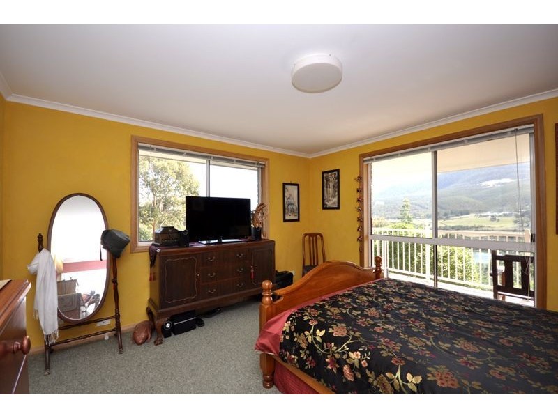 New Norfolk TAS 7140