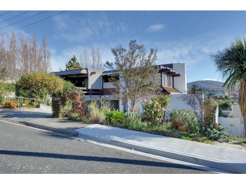 1/5 Quamby Avenue, Sandy Bay TAS 7005