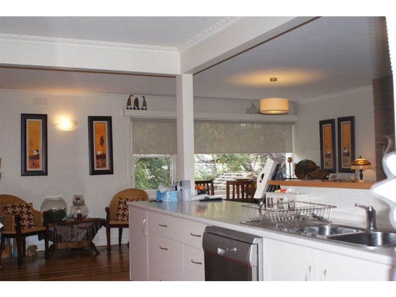 15 Powell Road, Blackmans Bay TAS 7052