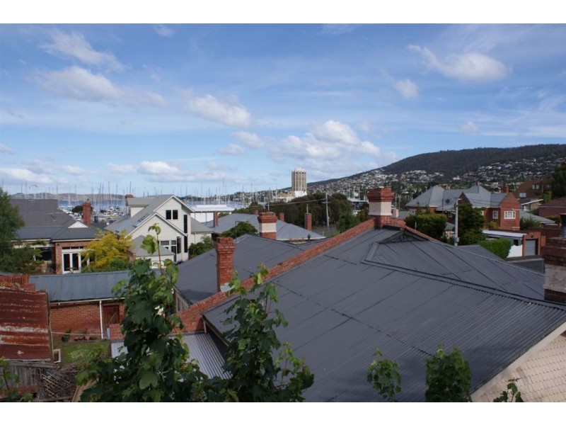 11/8 Margaret Street, Sandy Bay TAS 7005