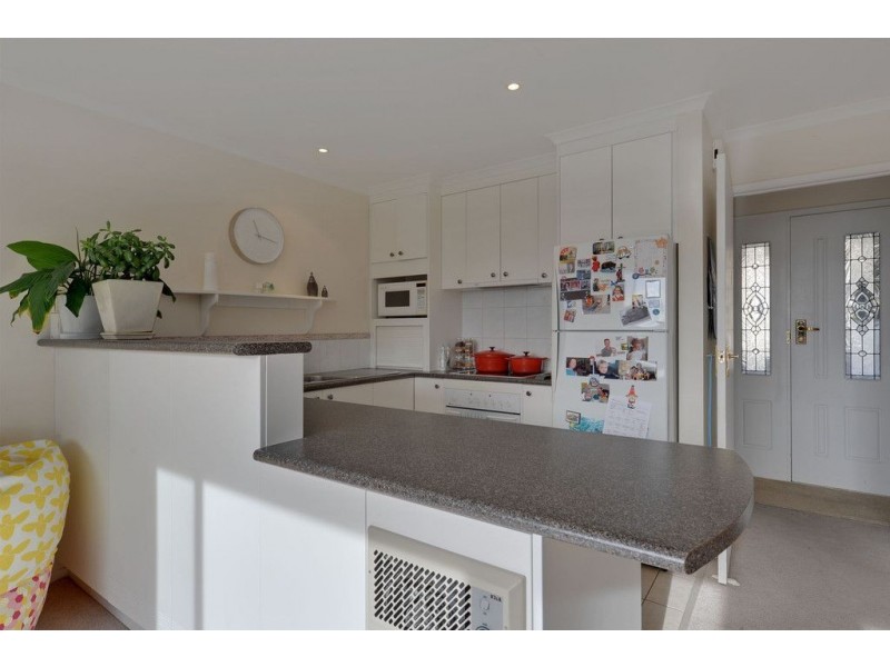 2/2 Shepherd Street, Sandy Bay TAS 7005