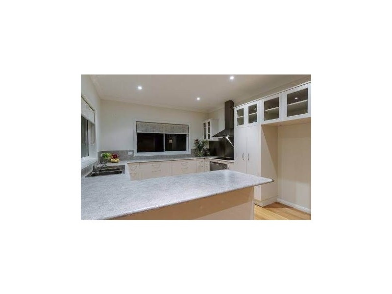 32 Spinnaker Crescent, Tranmere TAS 7018