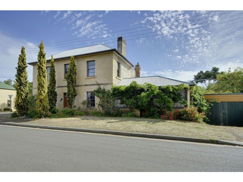 6 Henry Street, Richmond TAS 7025