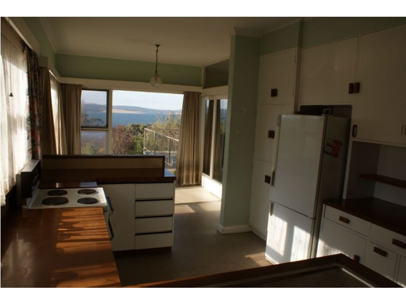 1 Grange Avenue, Taroona TAS 7053