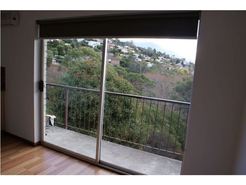 1/5 Dalkeith Court, Sandy Bay TAS 7005