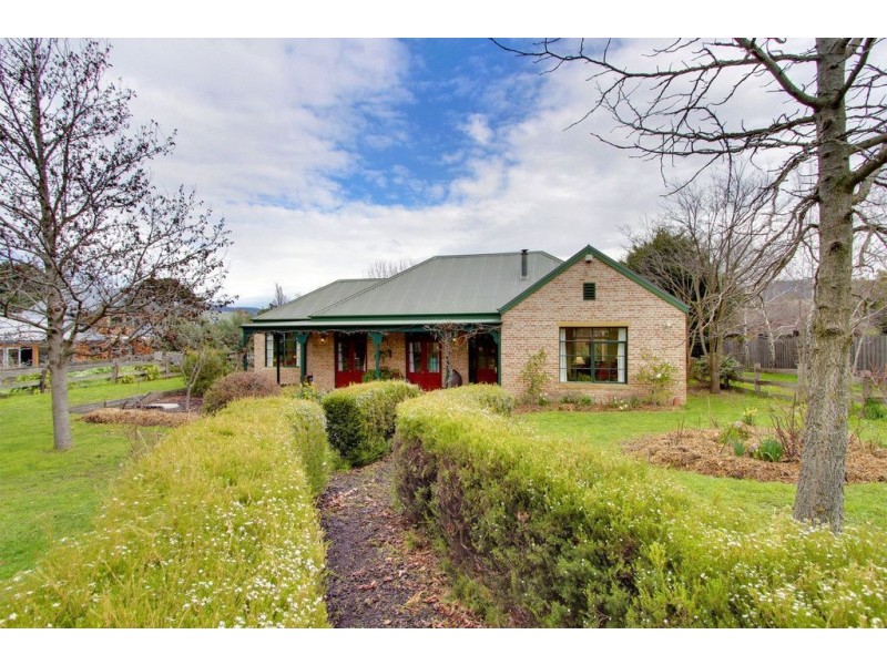 7 St Johns Circle, Richmond TAS 7025