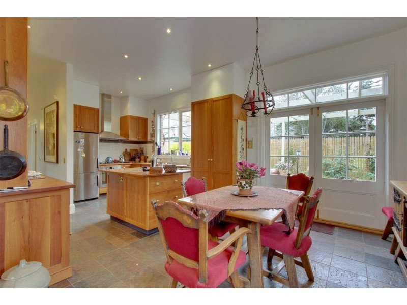 7 St Johns Circle, Richmond TAS 7025