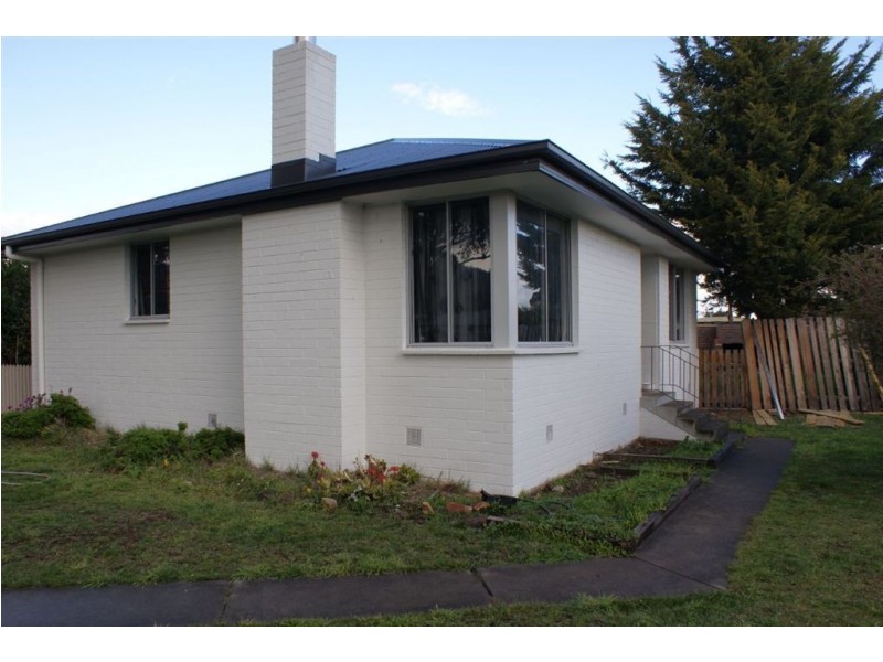 13 Dyer Place, Clarendon Vale TAS 7019
