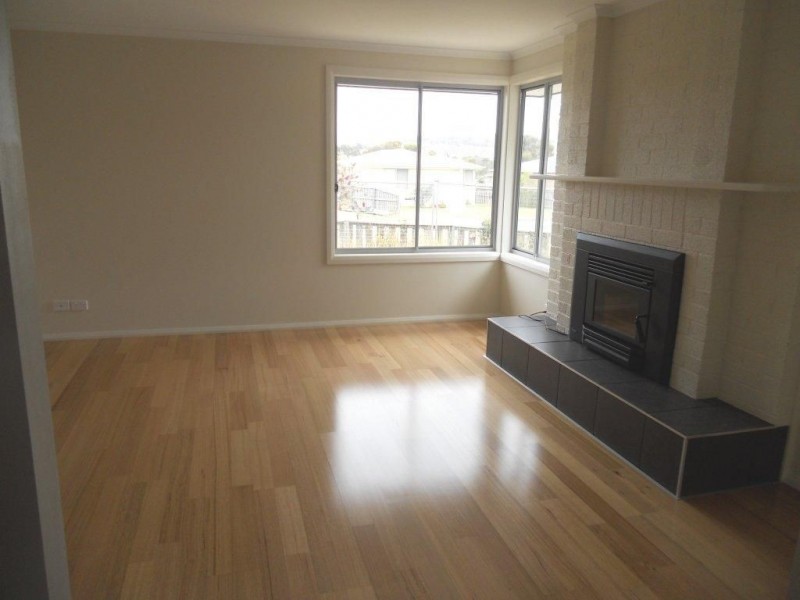13 Dyer Place, Clarendon Vale TAS 7019