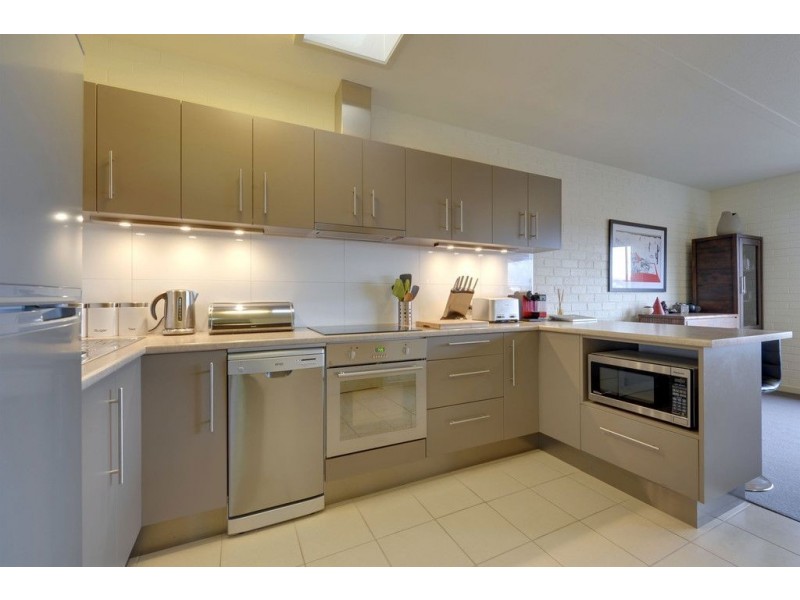 16/52 Queen Street, Sandy Bay TAS 7005