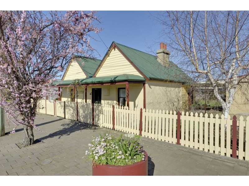 14 Vicary Street, Triabunna TAS 7190
