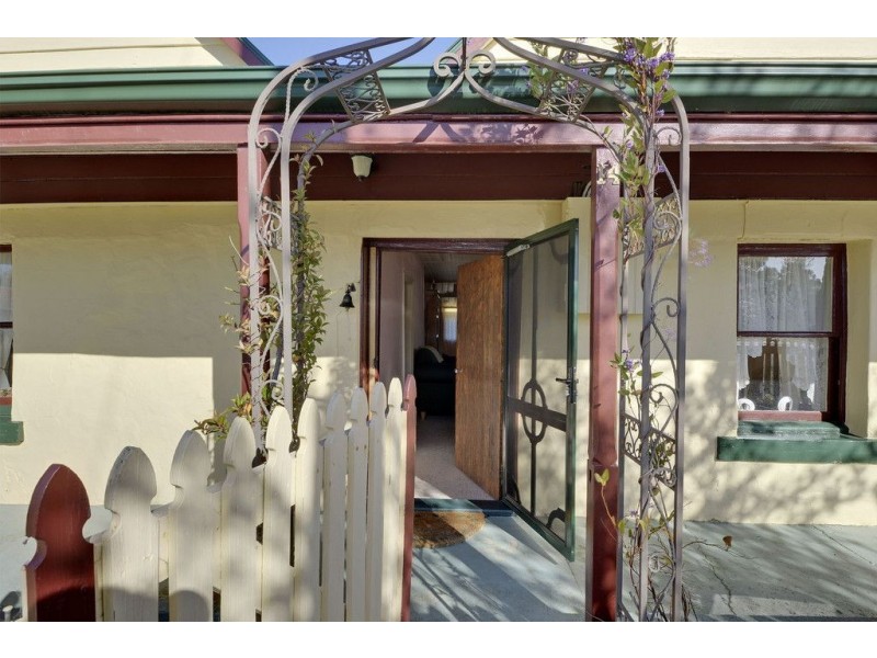 14 Vicary Street, Triabunna TAS 7190