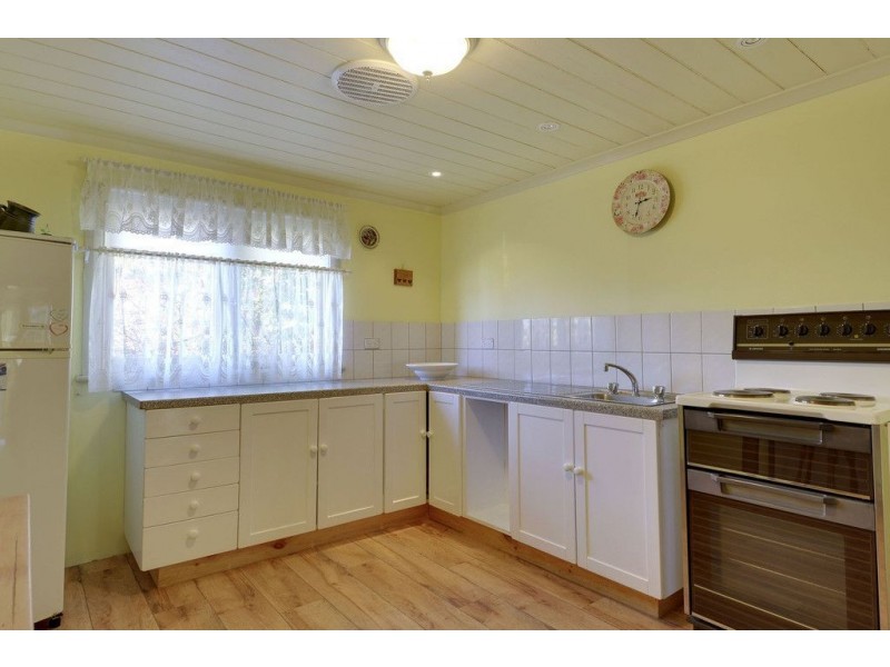 14 Vicary Street, Triabunna TAS 7190