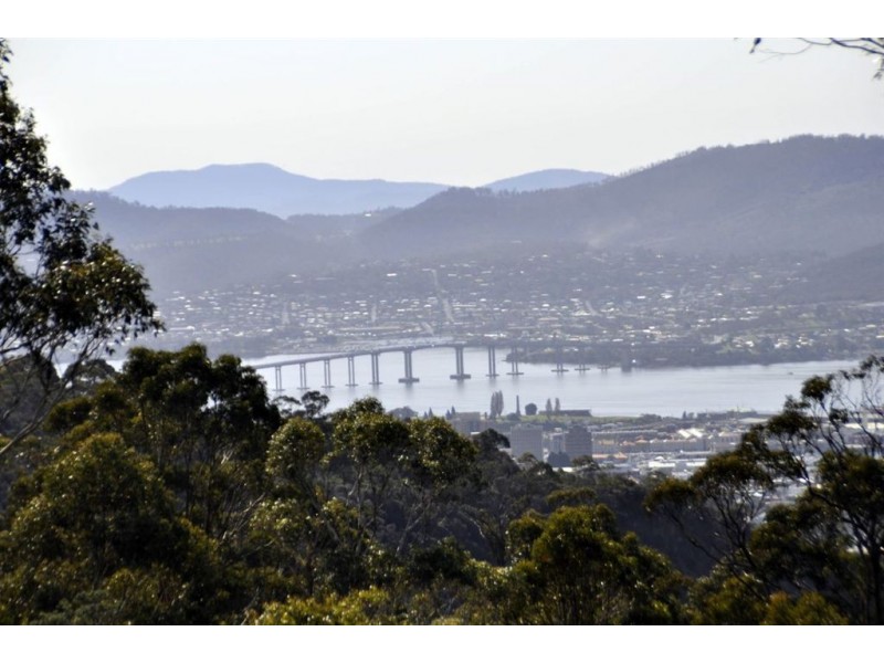 7 Hakea Drive, Tolmans Hill TAS 7007