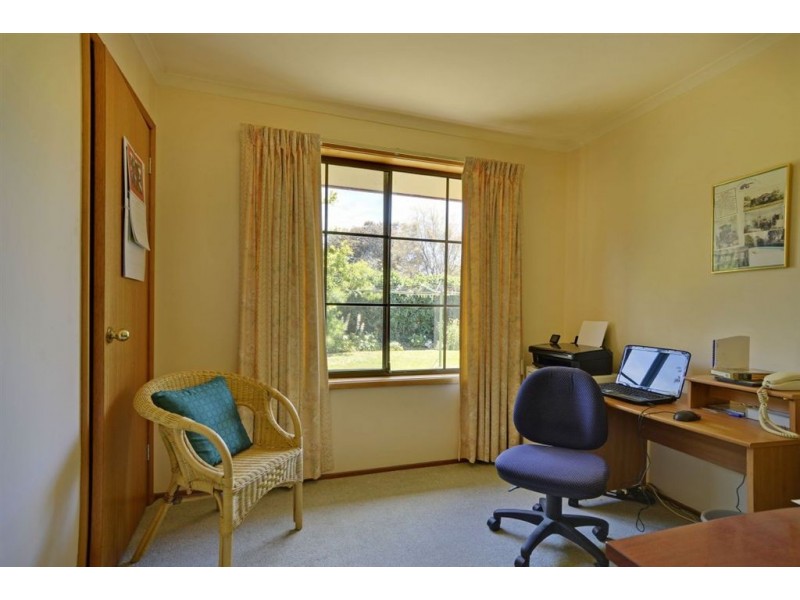 8 Hay Street, Seven Mile Beach TAS 7170