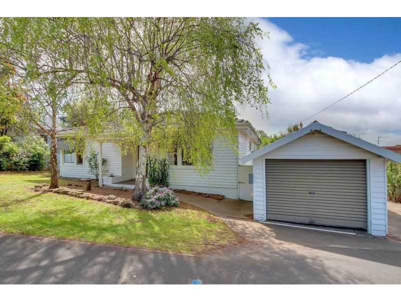 10 Nubeena Crescent, Taroona TAS 7053