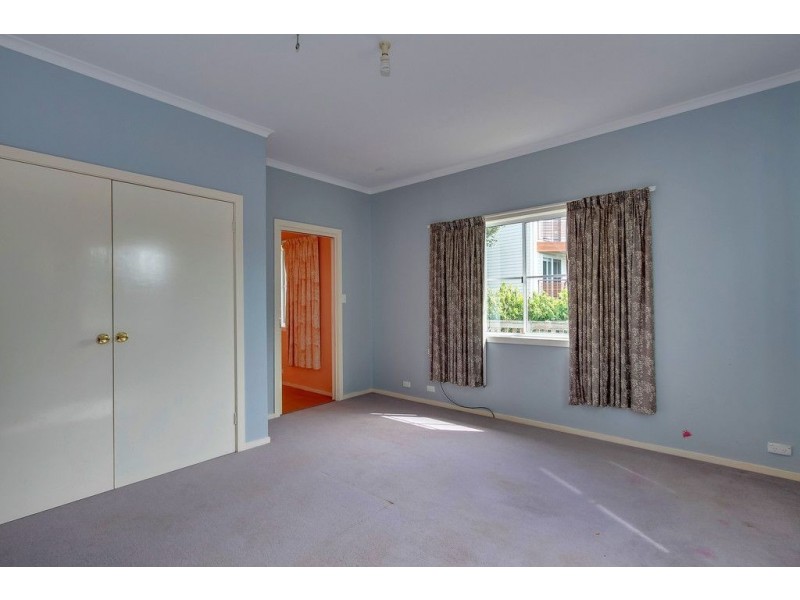 10 Nubeena Crescent, Taroona TAS 7053