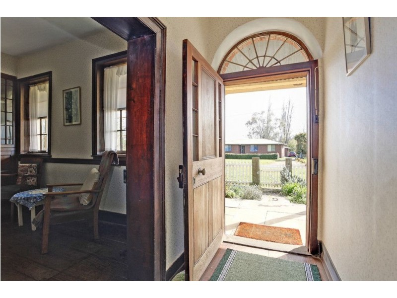 4 High Street, Bothwell TAS 7030 the real estate agency Sold