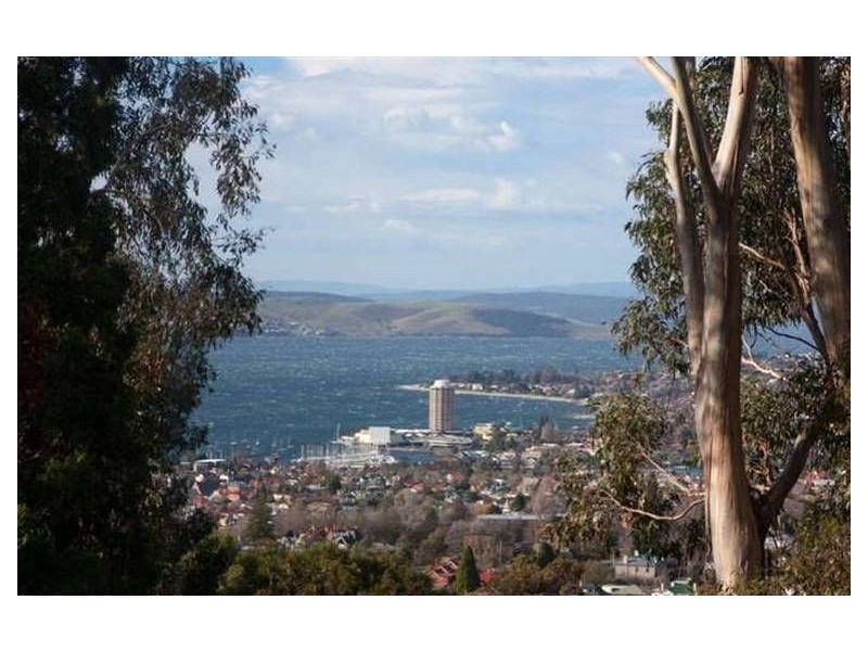 152 Forest Road, West Hobart TAS 7000