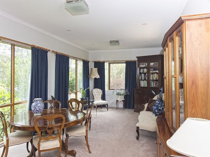 London Lakes TAS 7140