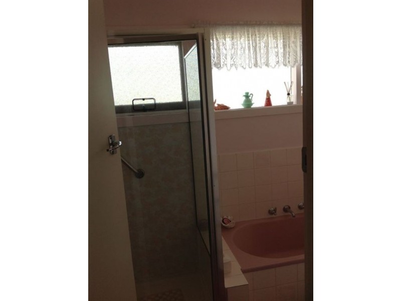 7 Cheverton Parade, Sandy Bay TAS 7005