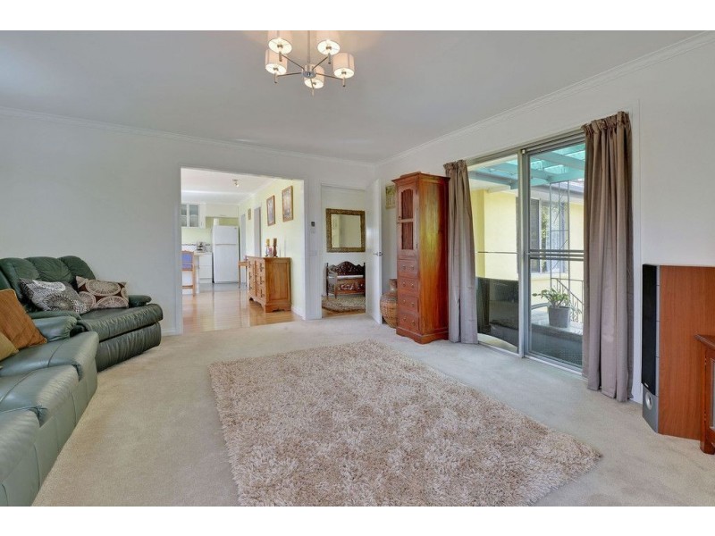 20 Manly Avenue, Lindisfarne TAS 7015