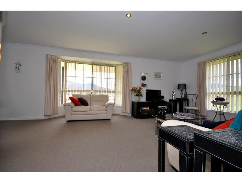 10 Fowler Court, New Norfolk TAS 7140