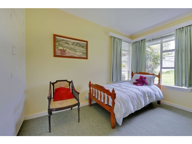 51 Esplanade, Lindisfarne TAS 7015