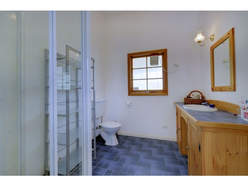 16-18 Lynden Road, Bonnet Hill TAS 7053