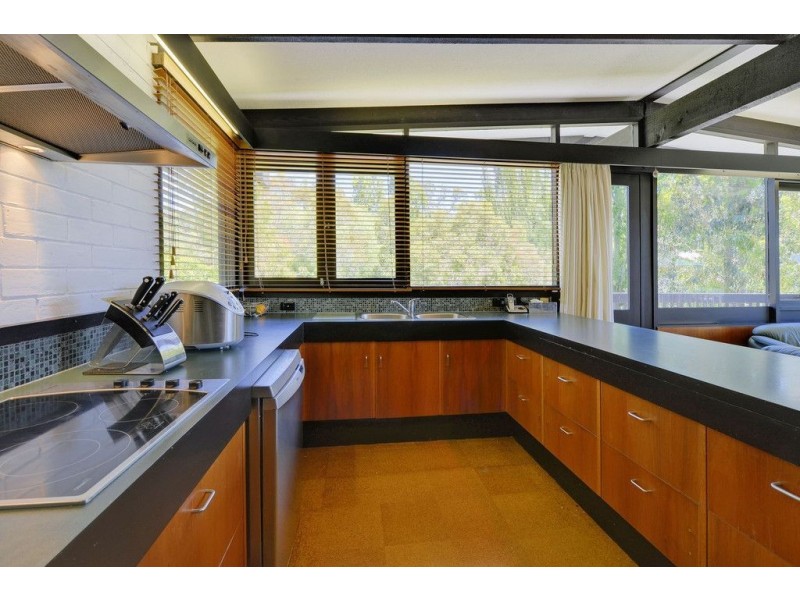 31 Maning Avenue, Sandy Bay TAS 7005