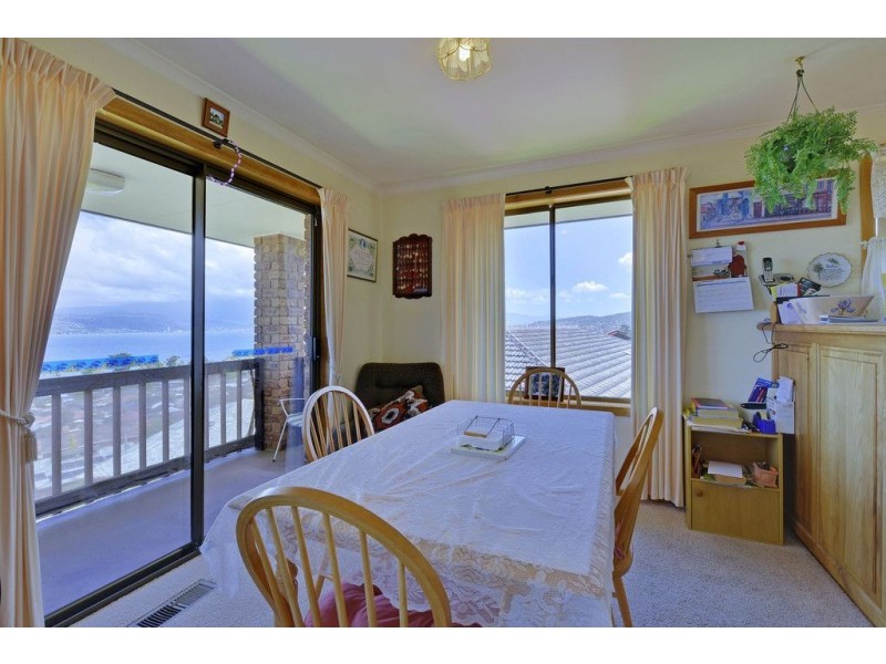 2/14 Fairisle Terrace, Howrah TAS 7018