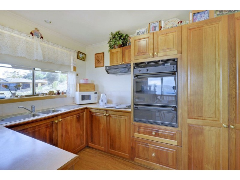 2/14 Fairisle Terrace, Howrah TAS 7018