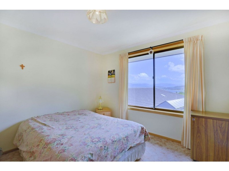 2/14 Fairisle Terrace, Howrah TAS 7018