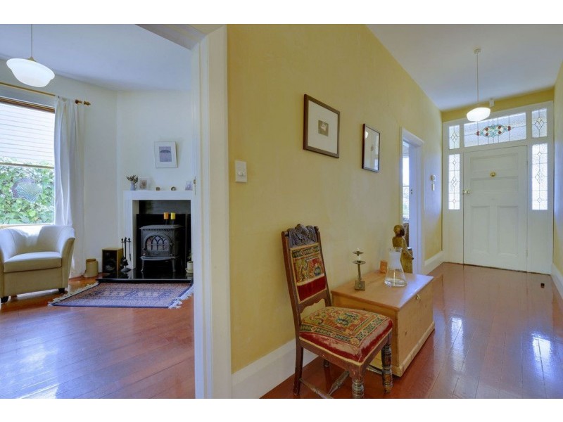 32 Parliament Street, Sandy Bay TAS 7005