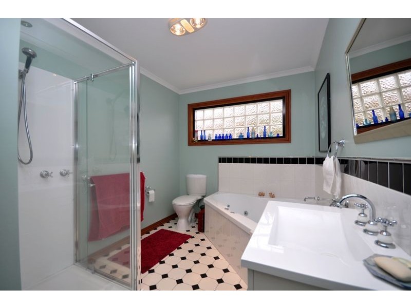 3 Bathurst Street, New Norfolk TAS 7140