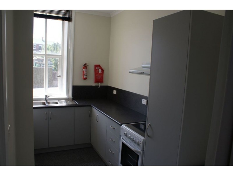 1/60 Montpelier Retreat, Battery Point TAS 7004