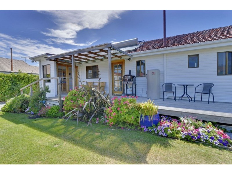 16 Keynsham Road, Claremont TAS 7011
