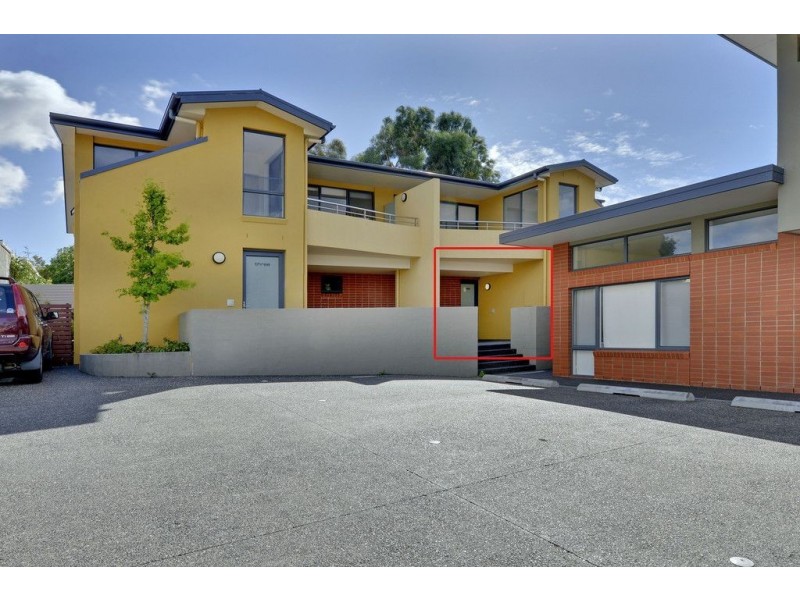 2/113 New Town Road, New Town TAS 7008