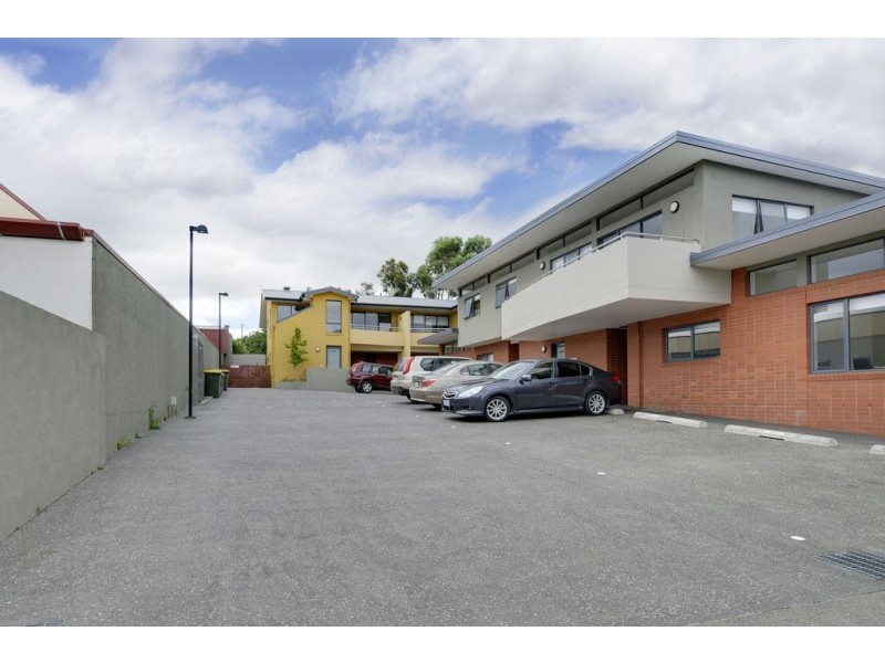 2/113 New Town Road, New Town TAS 7008