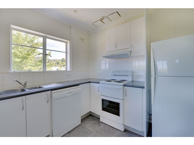 1/54 Duke Street, Sandy Bay TAS 7005