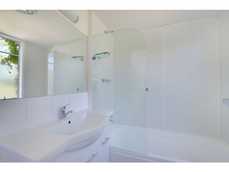 1/54 Duke Street, Sandy Bay TAS 7005