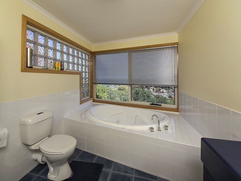 2 Beebo Place, Howrah TAS 7018