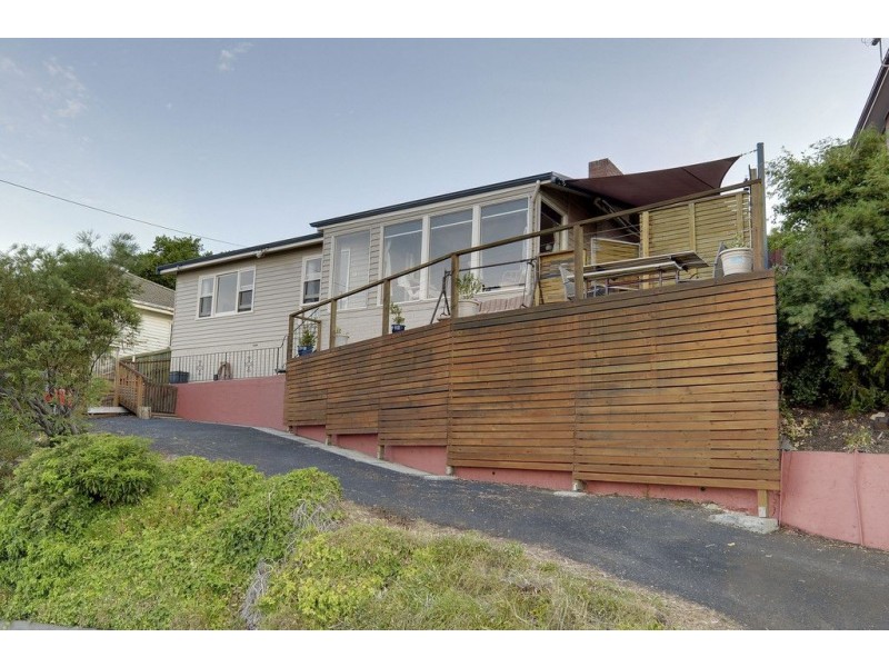 28 Darling Parade, Mount Stuart TAS 7000